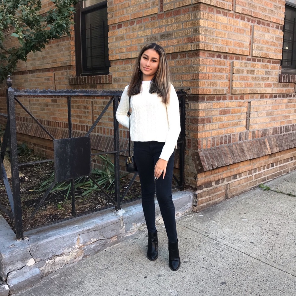 Meet your Posher, Vanessa